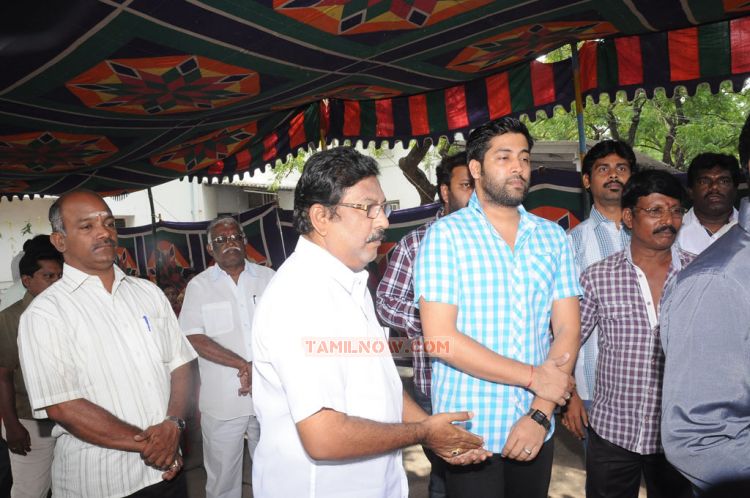 Naan Nallavan Movie Launch 9294