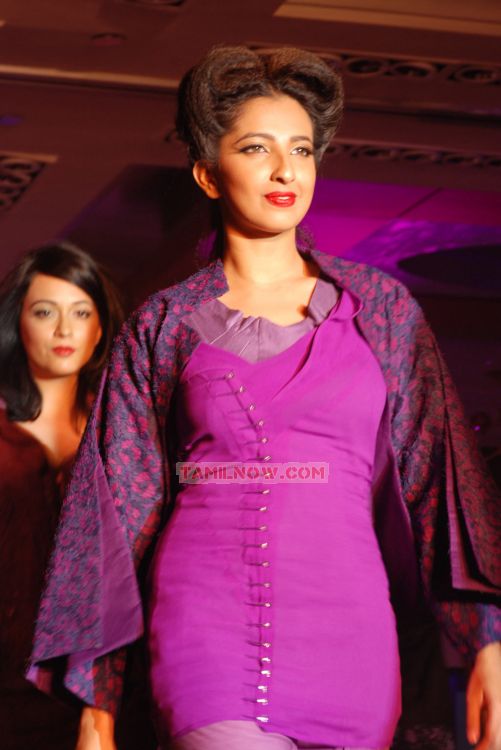 Naturals 150 Fashion Show Photos 9841