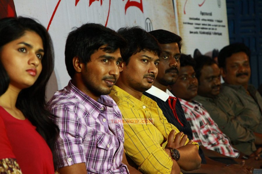 Neerparavai Pressmeet 1038