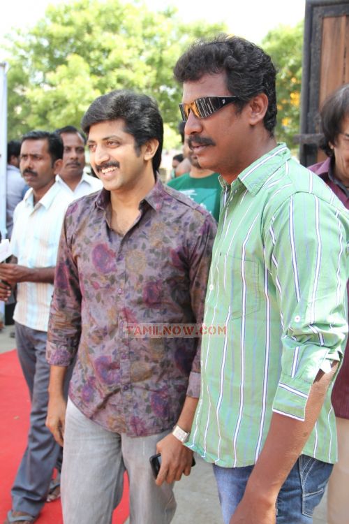 Nimirnthu Nil Movie Pooja 7673