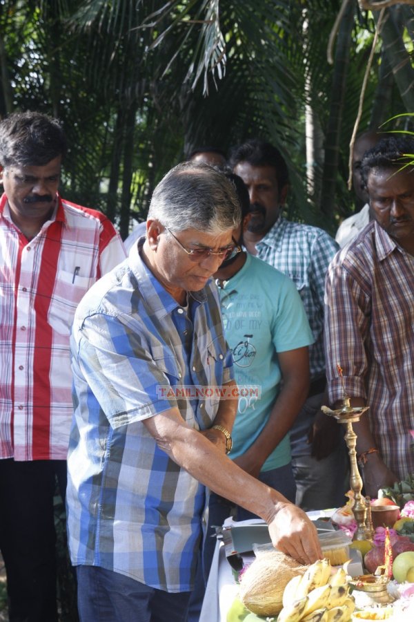 Onbathil Guru Movie Pooja 3841