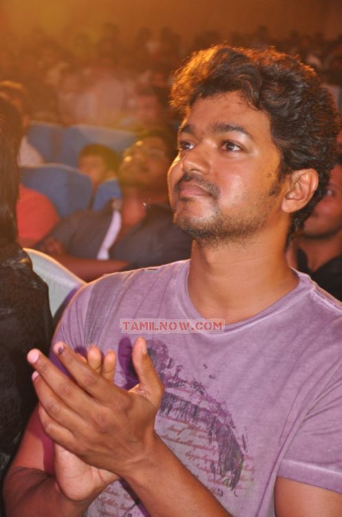 Vijay 737