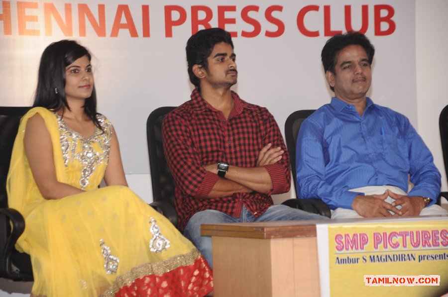 Ovvoru Nanbanum Thevai Machan Press Meet 9469