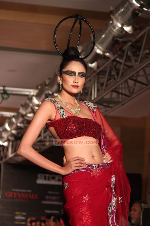 Parvathy Omanakuttan Walks For Vivek Karunakaran 242