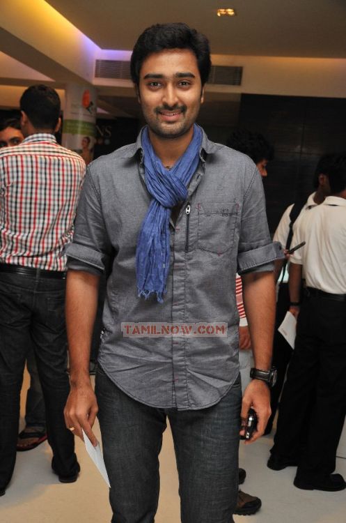 Prasanna At At Ra One Premiere 923