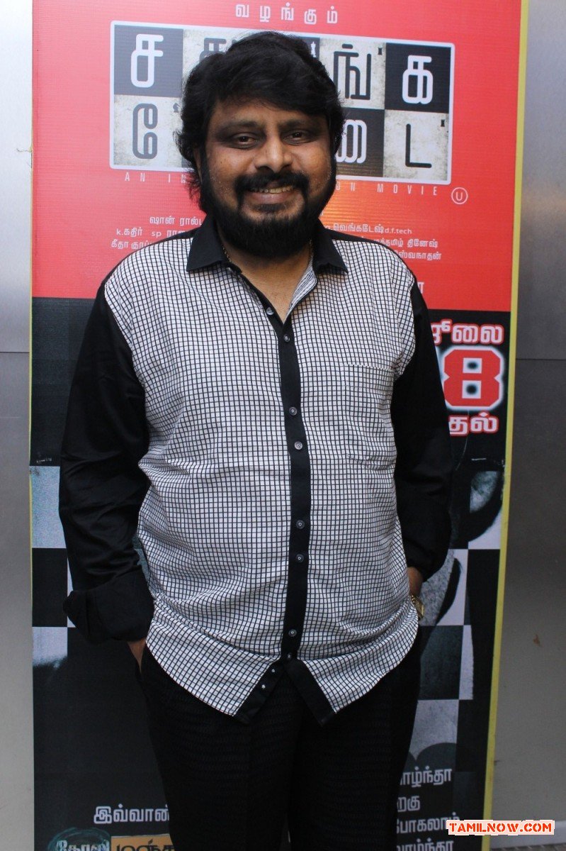 Sathuranga Vettai Premiere Show Photos 2247