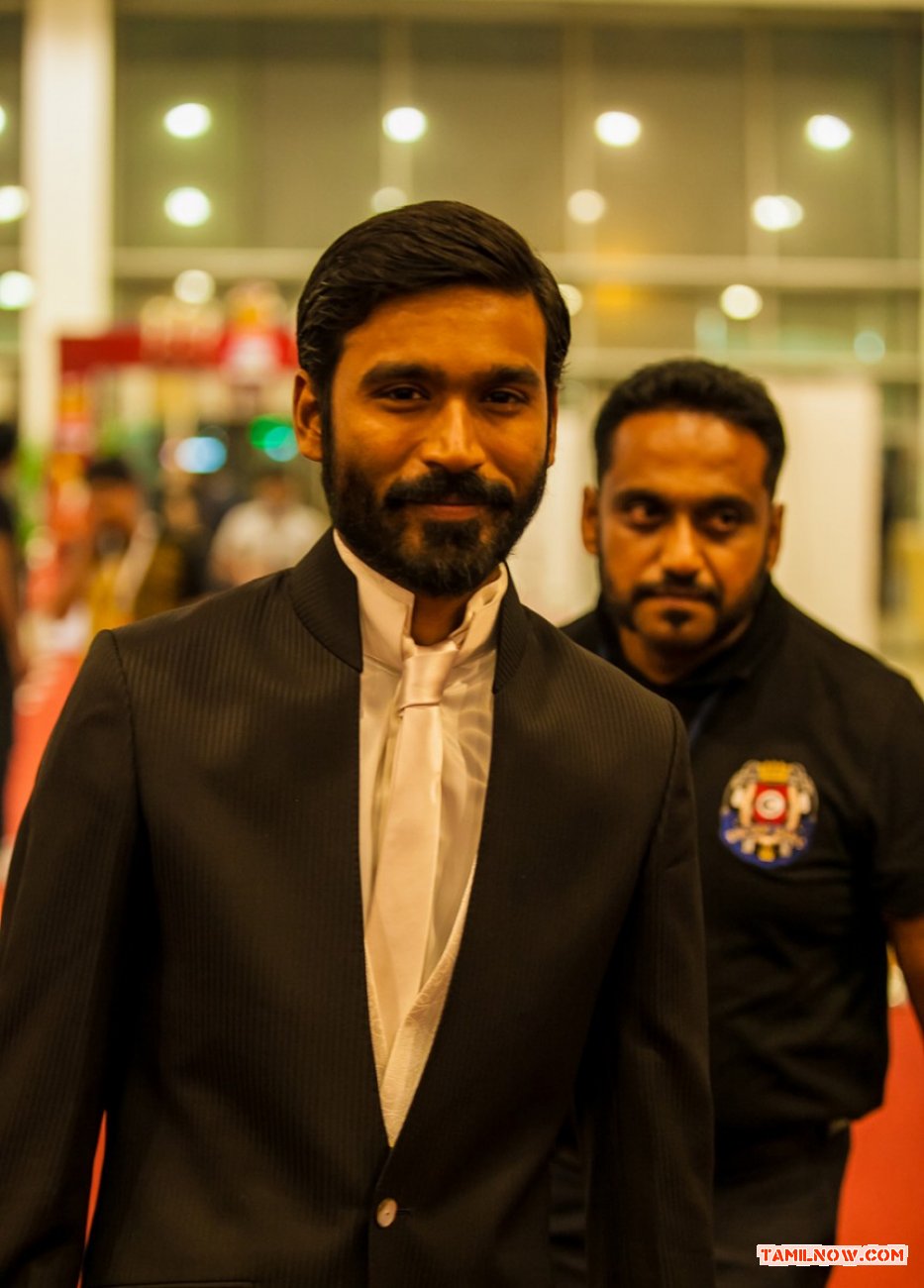 Dhanush 660