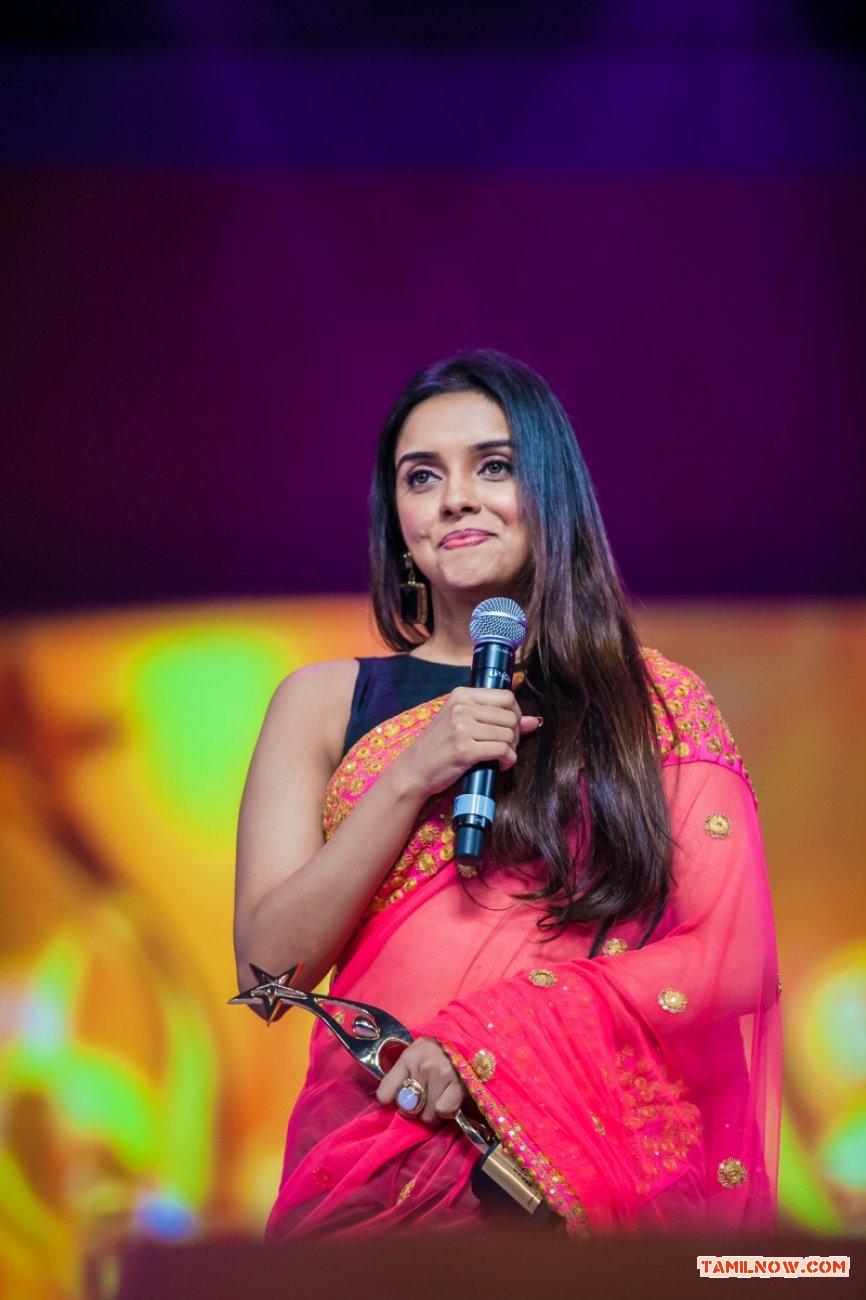 Actress Asin At Siima 2013 645