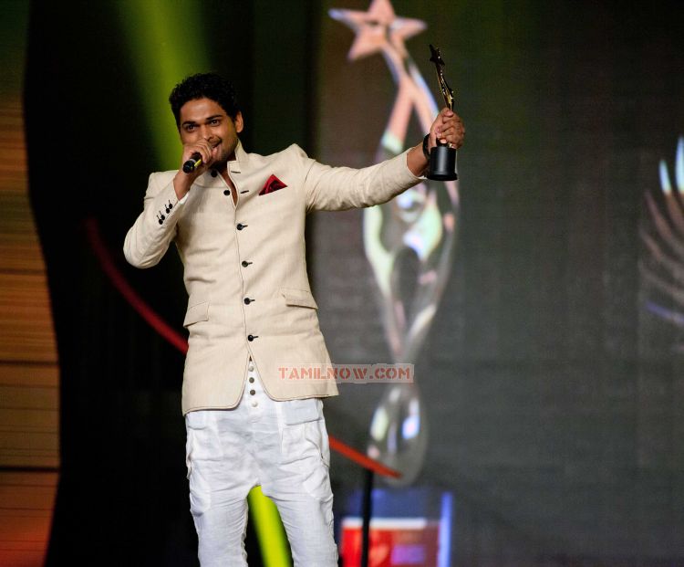 Ajmal With Siima Award 236