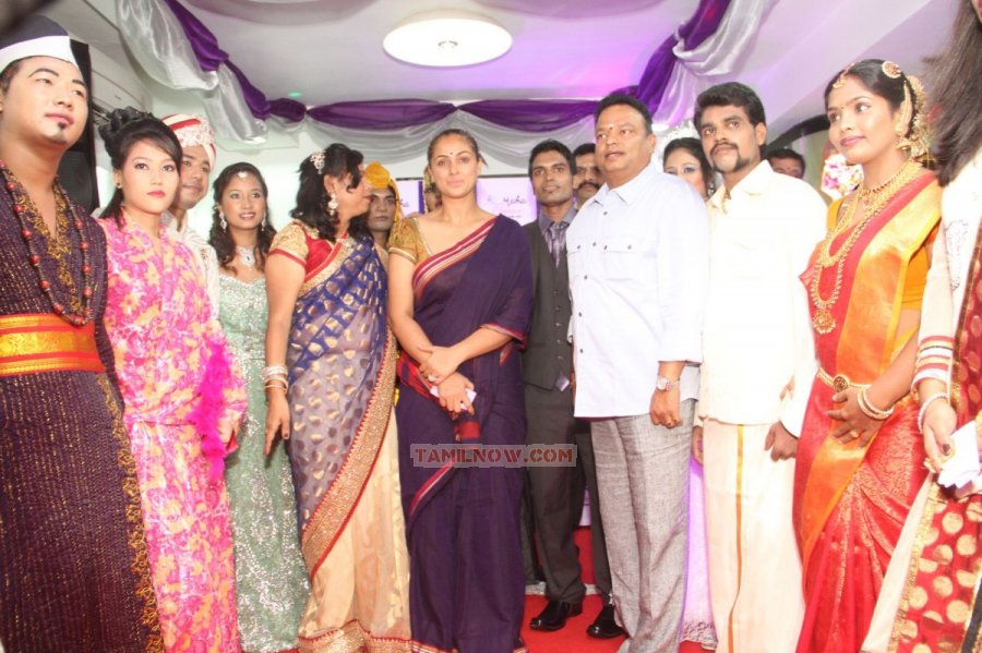 Simran At Maha Elegance Family Salon Inaguration 4553