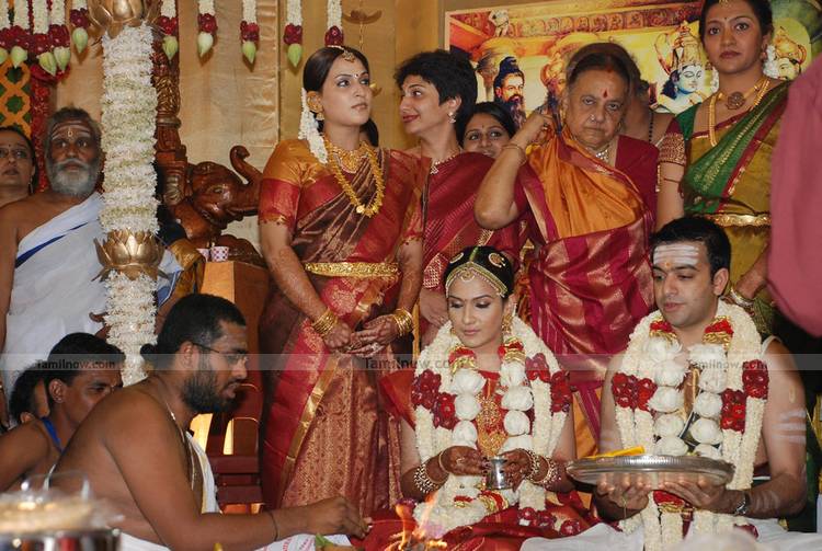 Soundarya Rajnikant Marriage Photo 8