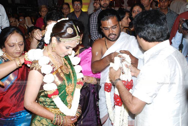 Soundarya Rajnikant Marriage Still 4