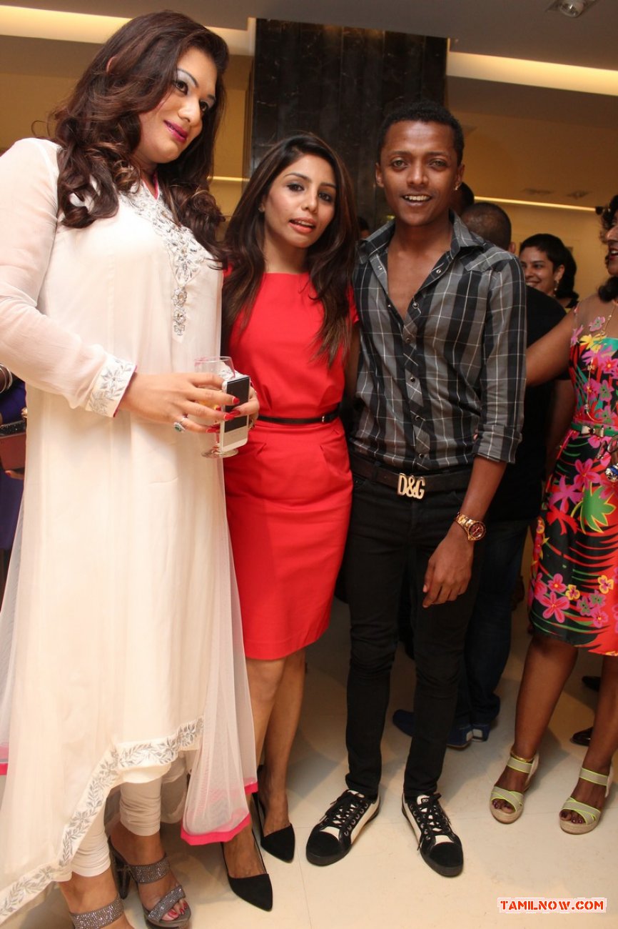 Stars At Madura Garments Launch 5518