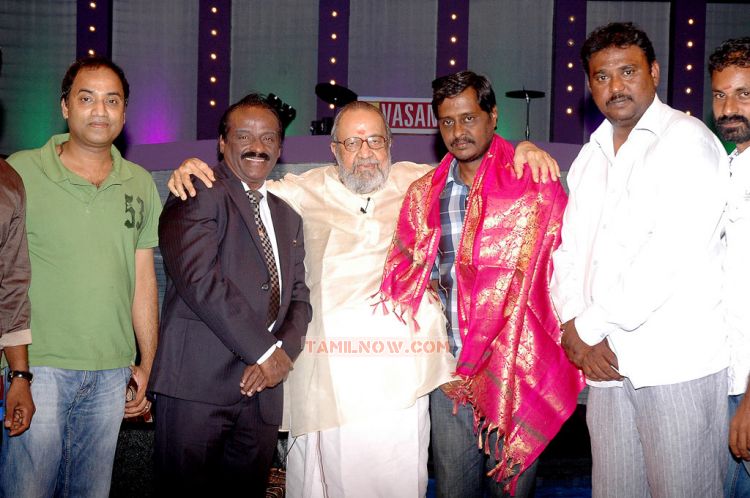 Stars With Vaali 1000 In Vasanth Tv Event 6039