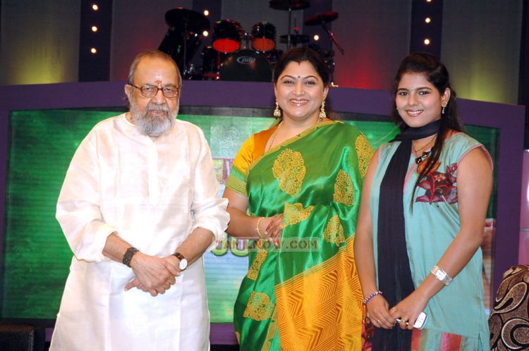 Stars With Vaali 1000 In Vasanth Tv Event 6110