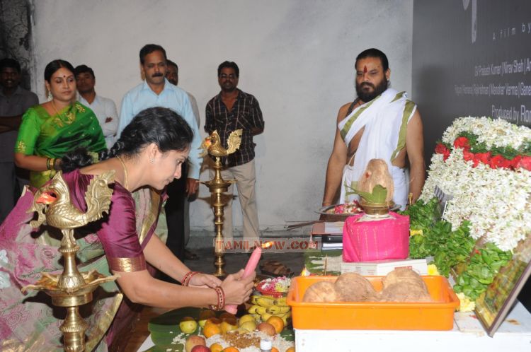 Thaandavam Movie Pooja Stills 9660