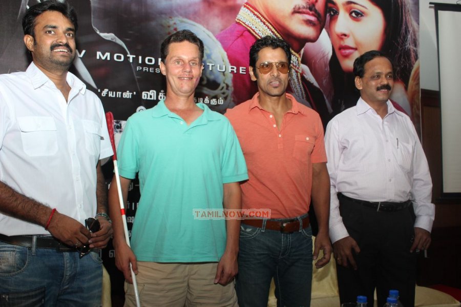 Thaandavam Press Meet 6940