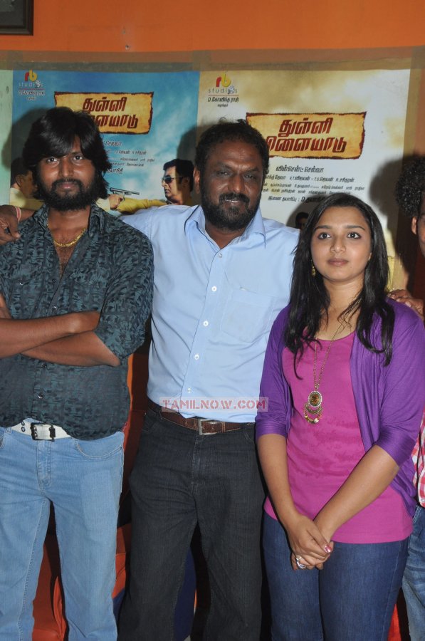 Thulli Vilayaadu Movie Team Interview 8019