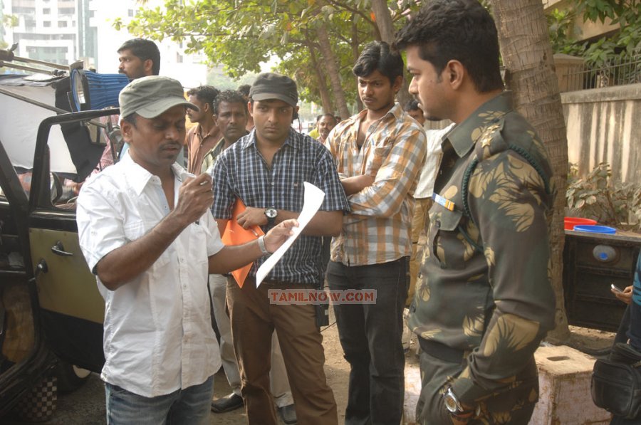 Thuppakki Working Stills 6979