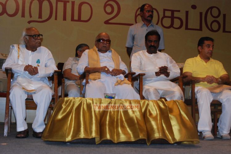 Vairamuthu Moondram Ulaga Por Book Launch 8105