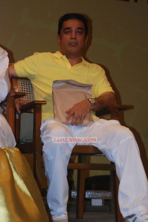 Vairamuthu Moondram Ulaga Por Book Launch Photos 8930