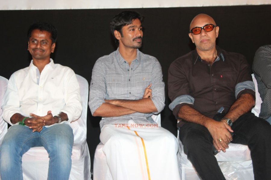 A R Murugadoss Dhanush And Sathyaraj 878