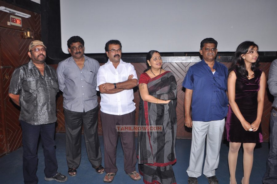 Vavwal Pasanga Movie Team Interview Stills 2796