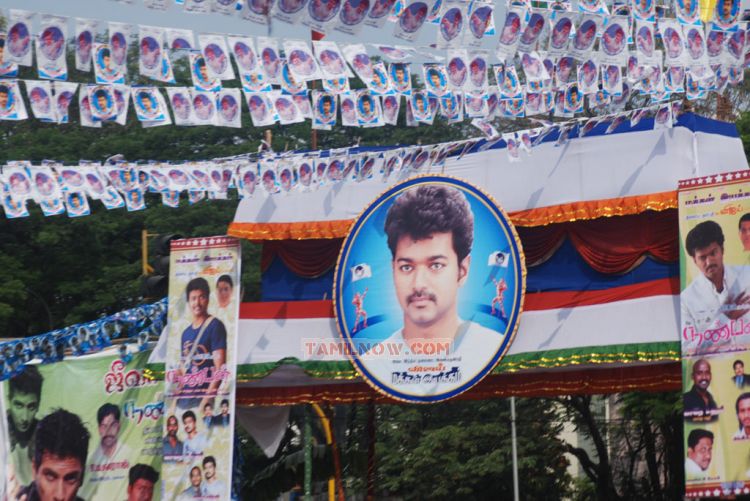 Vijay Fans Celebrate Nanban 1483