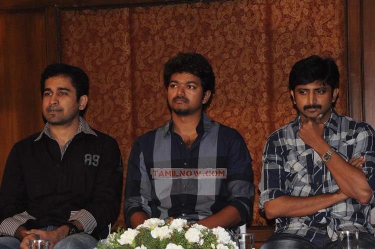 Vijay Velayudham Success Meet Still 113