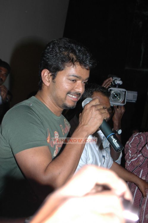 Vijay Visits Kovai 8605