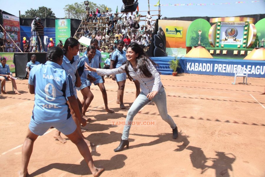 Vijayalakshmi At Kalakkal Kabaddi Show Photos 5150