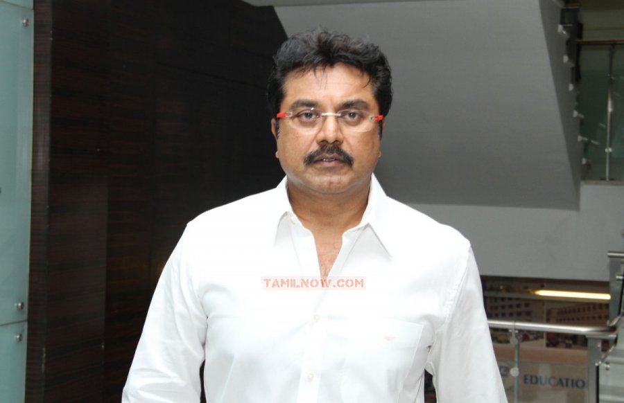 Sarath Kumar At Vishwaroopam Premiere 252