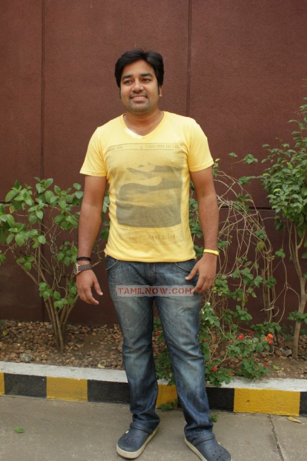 Mirchi Shiva At Ya Ya Press Meet 677