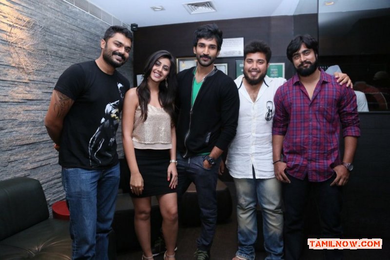 Yagavarayinum Naa Kakka Friendship Day 1722